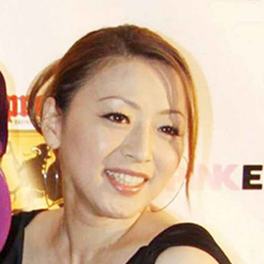 The Wife in Next Room ni onlayn tomosha qiling