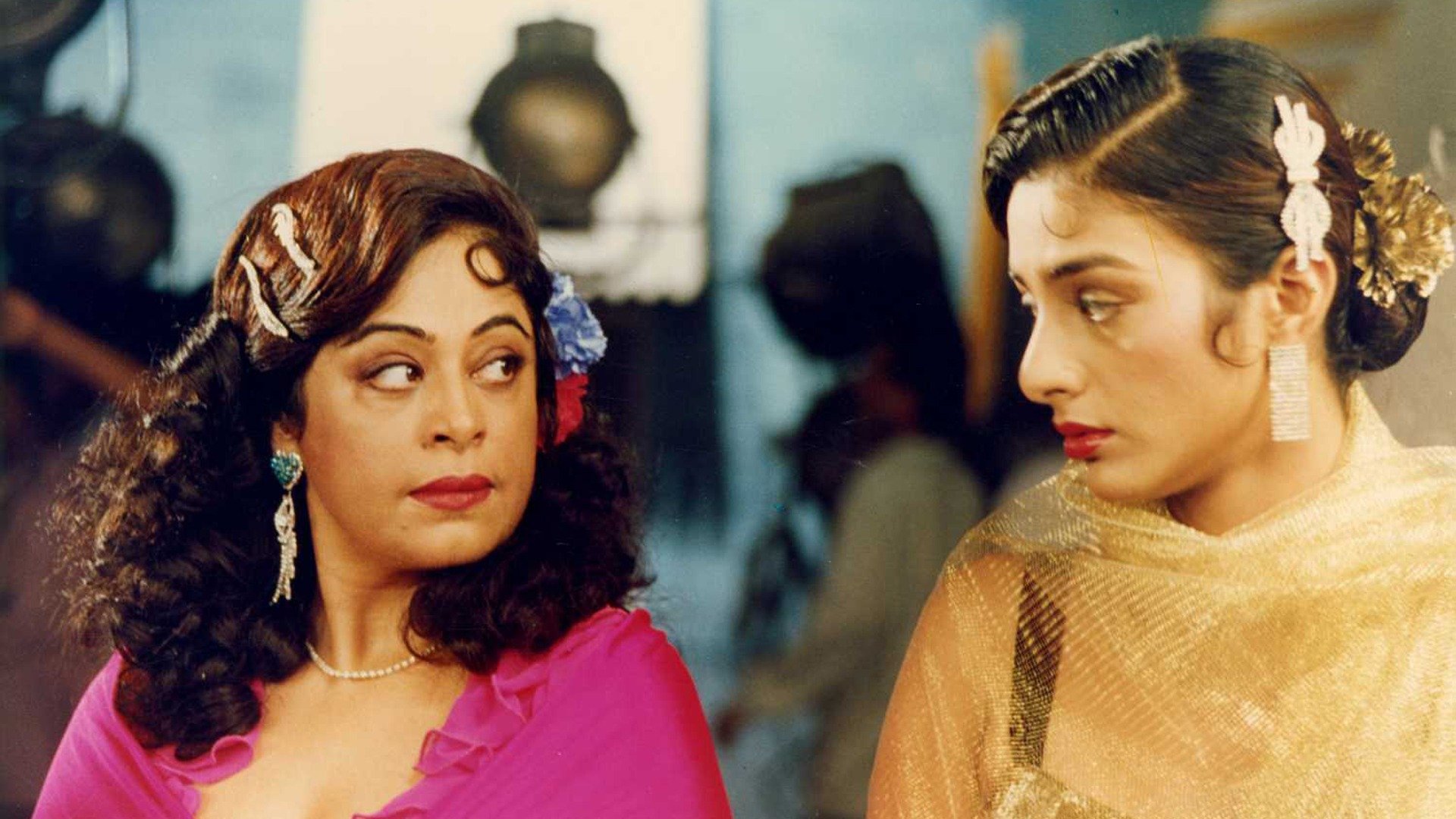 Darmiyaan: In Between (1997) | Plex is where to watch your movies and TV